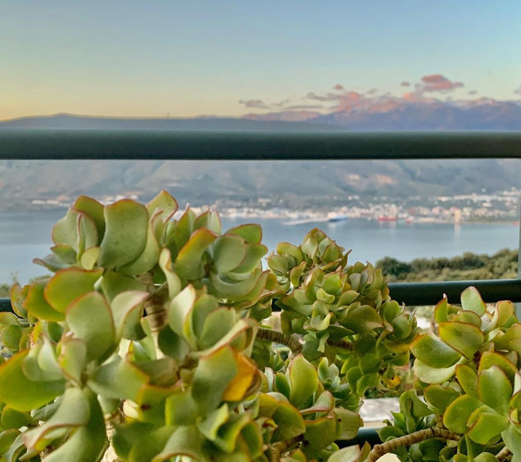 Aggelos And Thisbe Chania Suburbs Sea View Guest House Bagian luar foto
