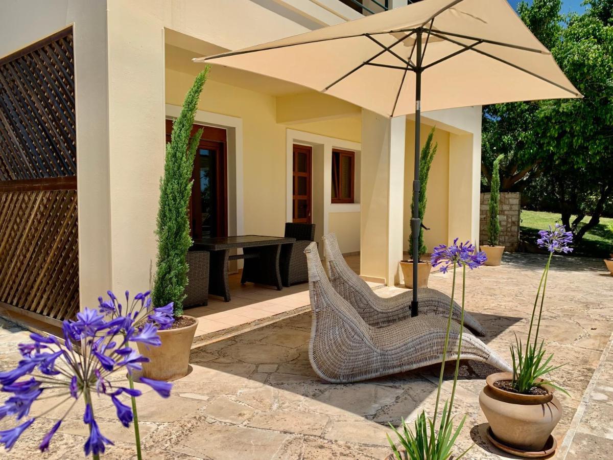 Aggelos And Thisbe Chania Suburbs Sea View Guest House Bagian luar foto